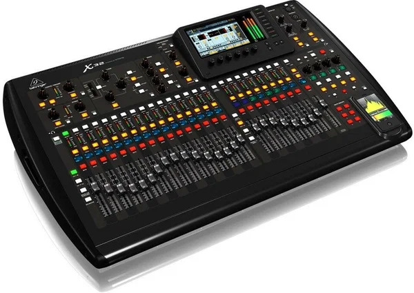 BEHRINGER X32 PRODUCER - цифровой микшер, 16 входов, 16 шин